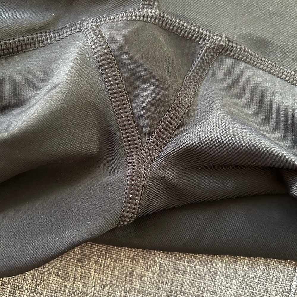 Lululemon Wunder Under Tech Mesh Size 2 - image 4